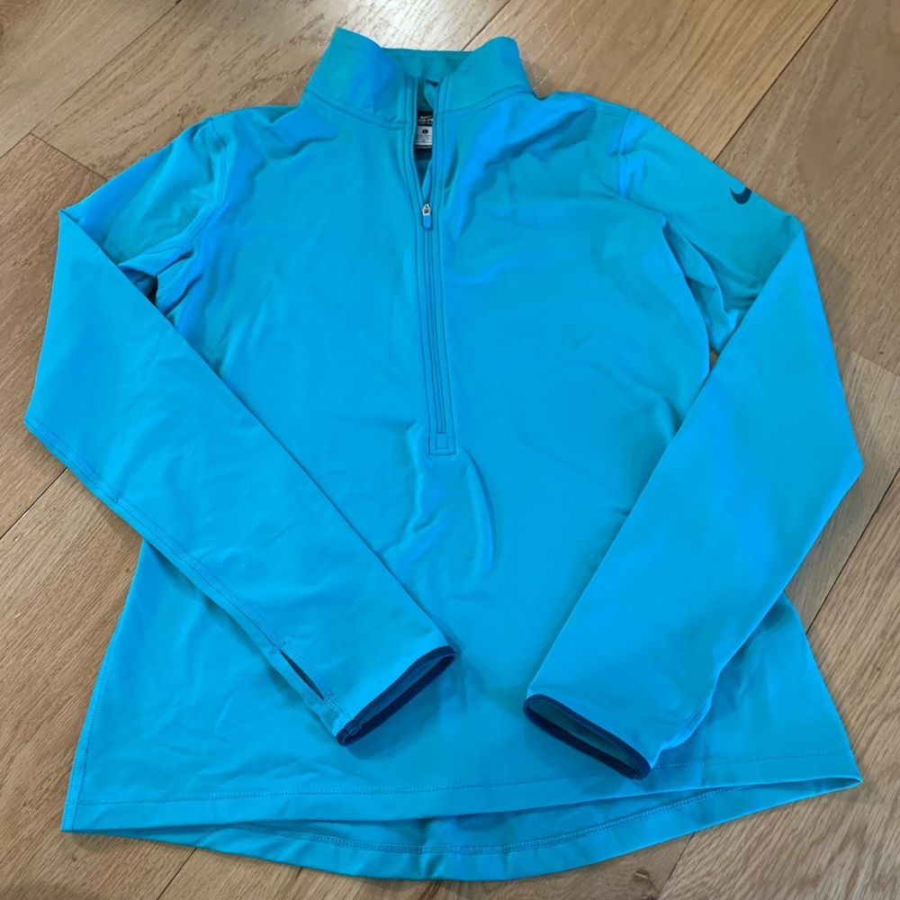 Nike Pro dryfit pullover